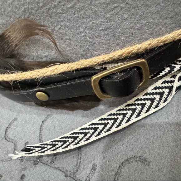 Decorative Gray Burned Fedora with Ace of Clubs Card and Red Underside One Size - Picture 7 of 7